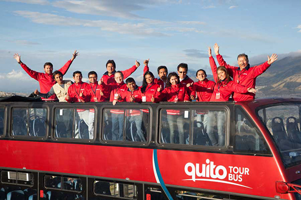 tour bus en quito - cosas que hacer en quito