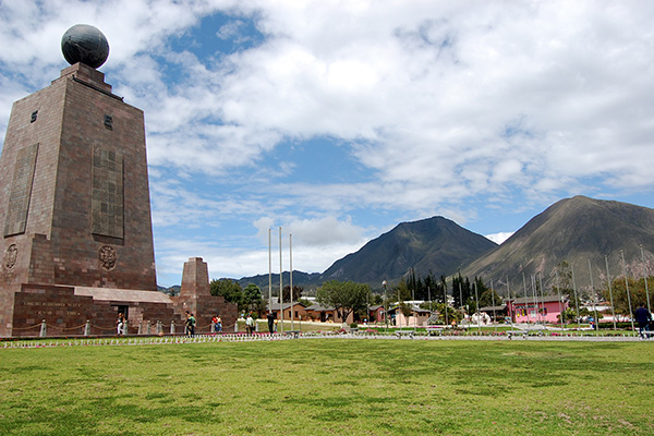 mitad-del-mundo-things-to-do-quito