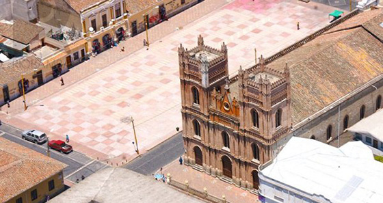 Cathedral at Red Square in Riobamba