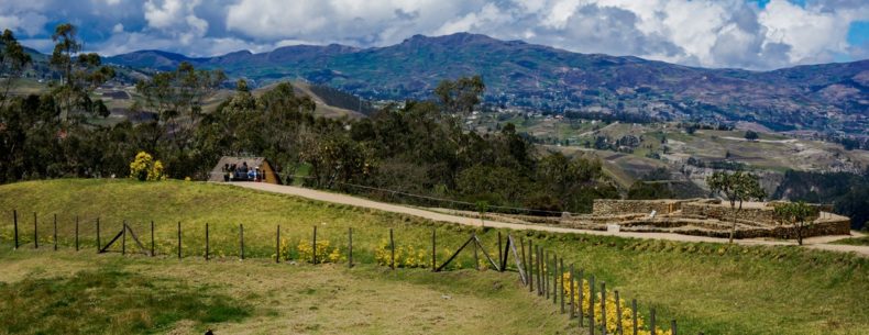 INGAPIRCA inca ruins Ecuador