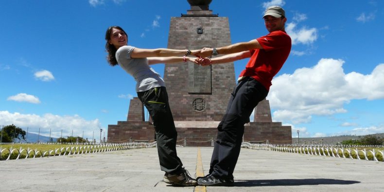 mitad del Mundo couple